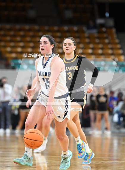 Thumbnail 2 in Valor Christian vs. Arapahoe (CHSAA 6A Great 8) photogallery.