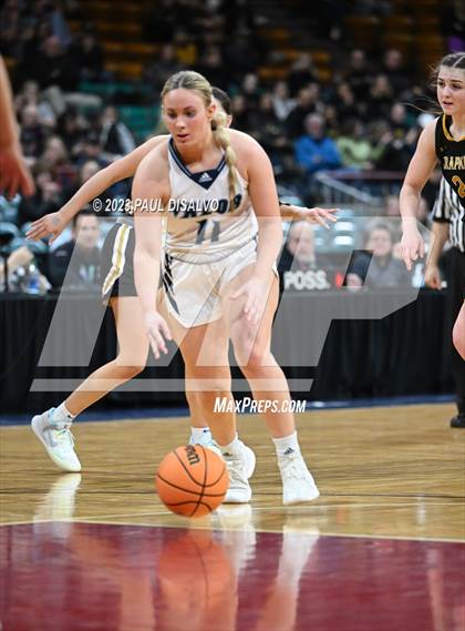 Thumbnail 2 in Valor Christian vs. Arapahoe (CHSAA 6A Great 8) photogallery.
