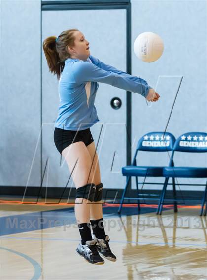 Thumbnail 1 in Yorktown vs Washington-Lee Freshman (Jr. Volleyball Brawl II Prelims) photogallery.