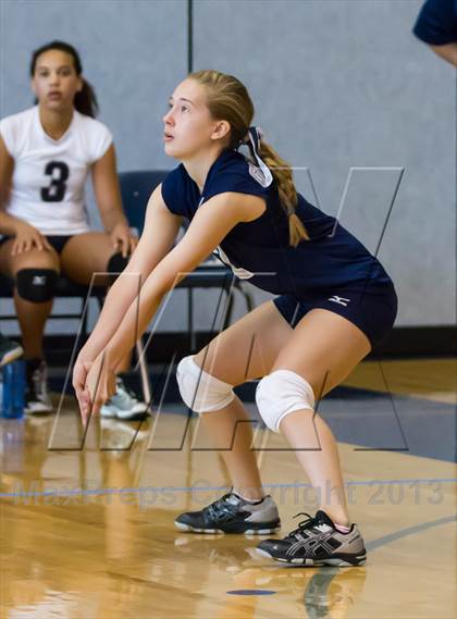 Thumbnail 2 in Yorktown vs Washington-Lee Freshman (Jr. Volleyball Brawl II Prelims) photogallery.