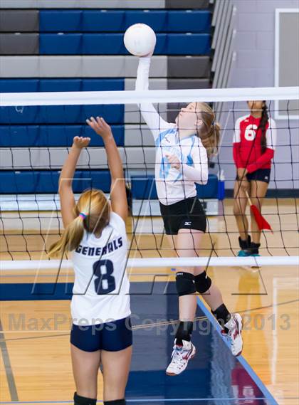 Thumbnail 2 in Yorktown vs Washington-Lee Freshman (Jr. Volleyball Brawl II Prelims) photogallery.