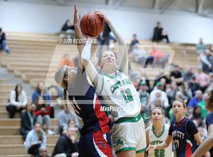 Thumbnail 1 in Grove City vs Dublin Coffman (OHSAA D1 District Final) photogallery.