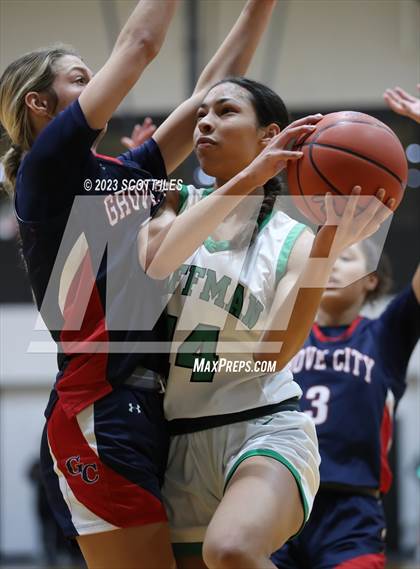 Thumbnail 1 in Grove City vs Dublin Coffman (OHSAA D1 District Final) photogallery.
