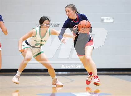 Thumbnail 2 in Grove City vs Dublin Coffman (OHSAA D1 District Final) photogallery.
