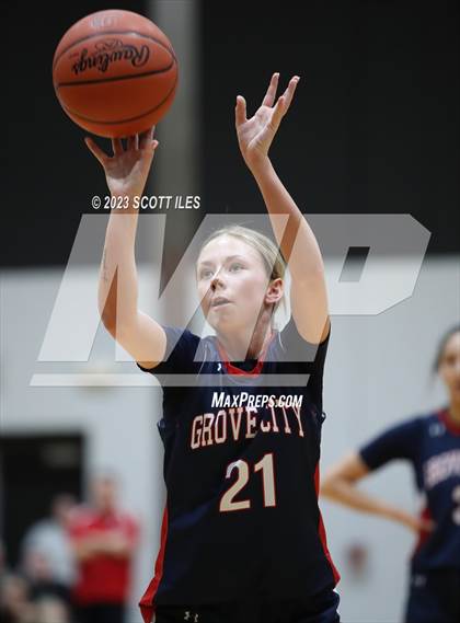 Thumbnail 3 in Grove City vs Dublin Coffman (OHSAA D1 District Final) photogallery.