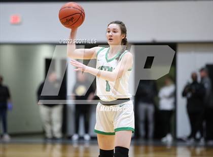 Thumbnail 3 in Grove City vs Dublin Coffman (OHSAA D1 District Final) photogallery.