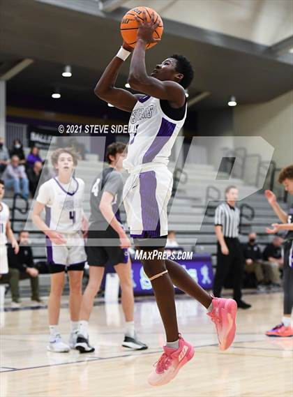 Thumbnail 3 in Spanish Springs vs. Notre Dame Prep photogallery.