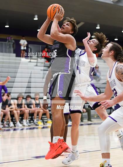 Thumbnail 3 in Spanish Springs vs. Notre Dame Prep photogallery.