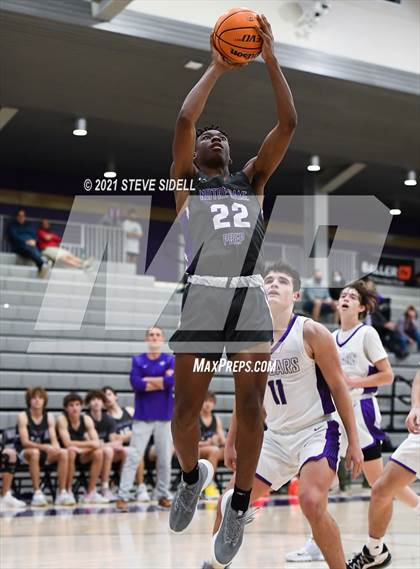Thumbnail 3 in Spanish Springs vs. Notre Dame Prep photogallery.