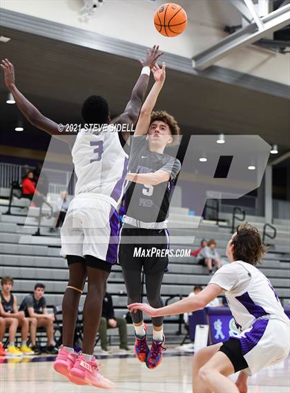 Thumbnail 2 in Spanish Springs vs. Notre Dame Prep photogallery.