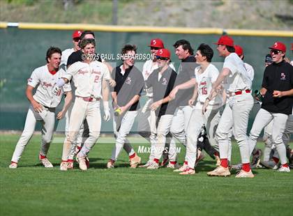 Thumbnail 3 in Mountain Vista vs. Regis Jesuit (CHSAA 2nd Round Playoffs) photogallery.
