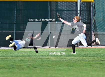 Thumbnail 1 in Mountain Vista vs. Regis Jesuit (CHSAA 2nd Round Playoffs) photogallery.