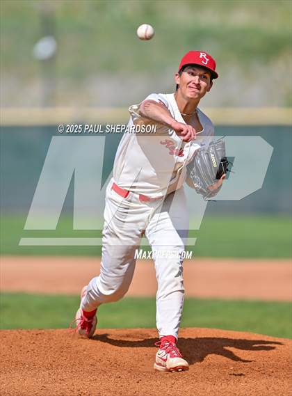 Thumbnail 2 in Mountain Vista vs. Regis Jesuit (CHSAA 2nd Round Playoffs) photogallery.