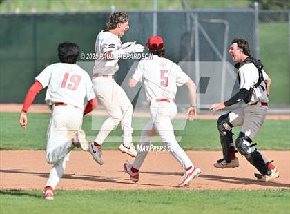 Thumbnail 3 in Mountain Vista vs. Regis Jesuit (CHSAA 2nd Round Playoffs) photogallery.