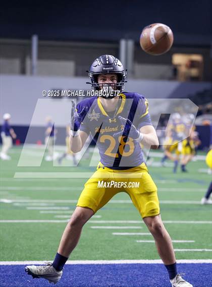 Thumbnail 1 in Highland Park vs. Lone Star (UIL 5A D1 Quarterfinals) photogallery.