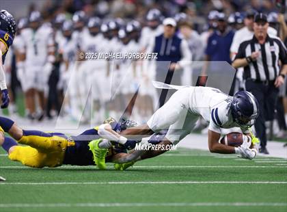 Thumbnail 2 in Highland Park vs. Lone Star (UIL 5A D1 Quarterfinals) photogallery.