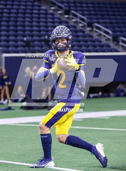 Thumbnail 3 in Highland Park vs. Lone Star (UIL 5A D1 Quarterfinals) photogallery.