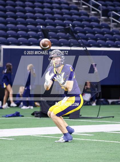 Thumbnail 2 in Highland Park vs. Lone Star (UIL 5A D1 Quarterfinals) photogallery.