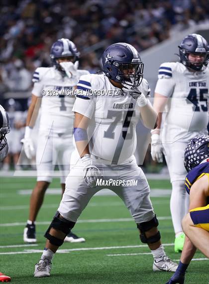 Thumbnail 3 in Highland Park vs. Lone Star (UIL 5A D1 Quarterfinals) photogallery.