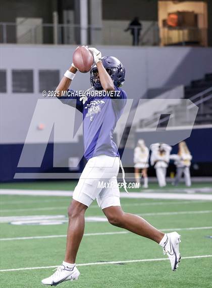 Thumbnail 1 in Highland Park vs. Lone Star (UIL 5A D1 Quarterfinals) photogallery.