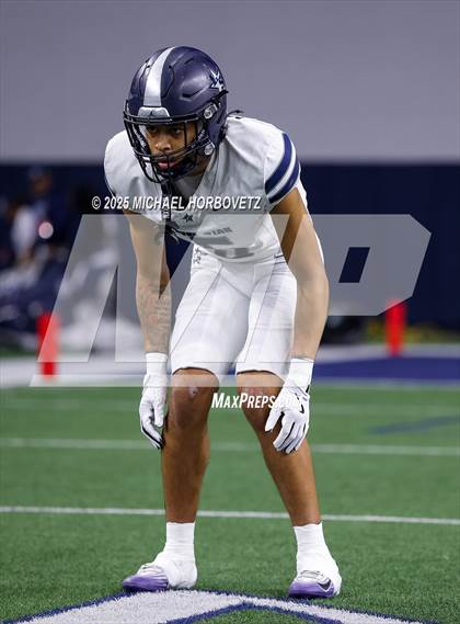 Thumbnail 1 in Highland Park vs. Lone Star (UIL 5A D1 Quarterfinals) photogallery.