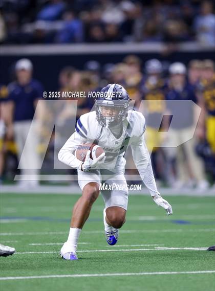 Thumbnail 1 in Highland Park vs. Lone Star (UIL 5A D1 Quarterfinals) photogallery.