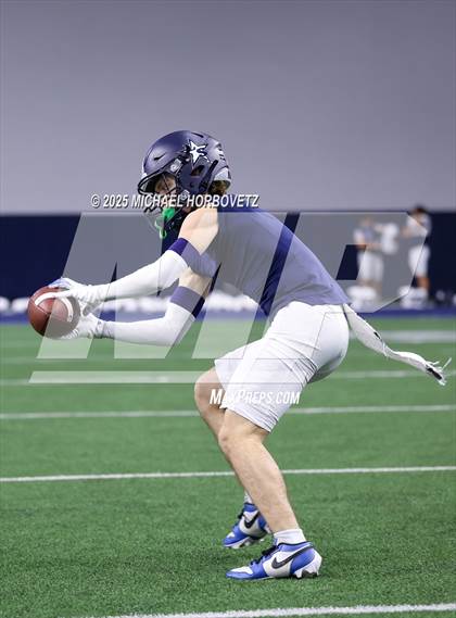 Thumbnail 2 in Highland Park vs. Lone Star (UIL 5A D1 Quarterfinals) photogallery.