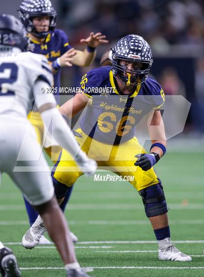 Thumbnail 2 in Highland Park vs. Lone Star (UIL 5A D1 Quarterfinals) photogallery.