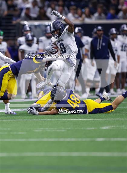 Thumbnail 3 in Highland Park vs. Lone Star (UIL 5A D1 Quarterfinals) photogallery.