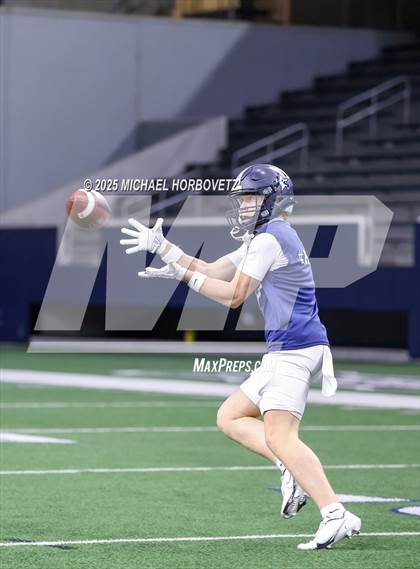 Thumbnail 2 in Highland Park vs. Lone Star (UIL 5A D1 Quarterfinals) photogallery.