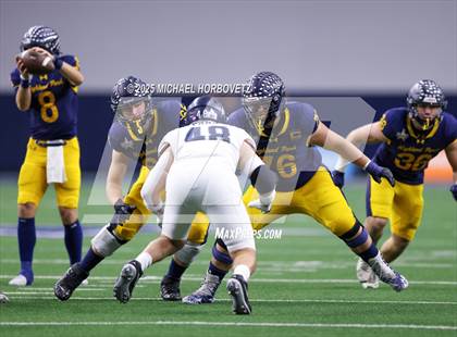 Thumbnail 3 in Highland Park vs. Lone Star (UIL 5A D1 Quarterfinals) photogallery.