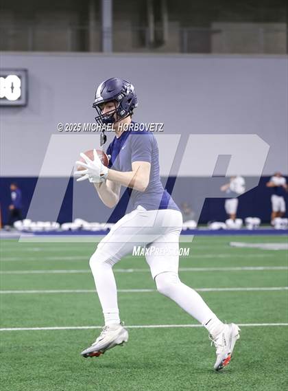 Thumbnail 2 in Highland Park vs. Lone Star (UIL 5A D1 Quarterfinals) photogallery.