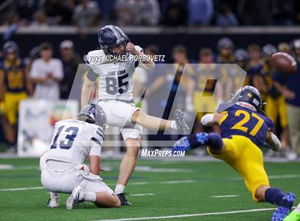 Thumbnail 2 in Highland Park vs. Lone Star (UIL 5A D1 Quarterfinals) photogallery.