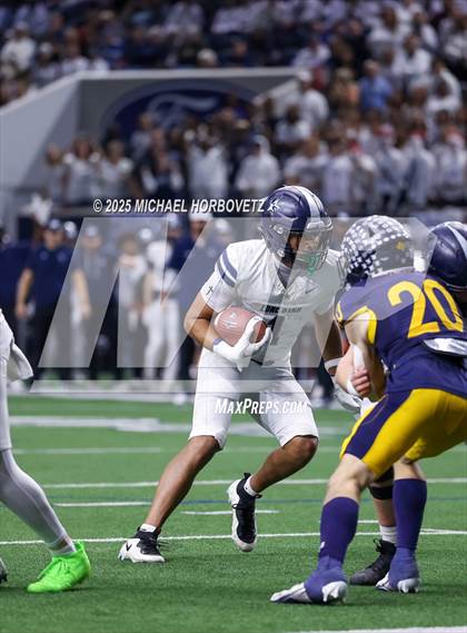 Thumbnail 3 in Highland Park vs. Lone Star (UIL 5A D1 Quarterfinals) photogallery.