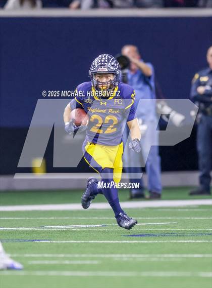 Thumbnail 2 in Highland Park vs. Lone Star (UIL 5A D1 Quarterfinals) photogallery.