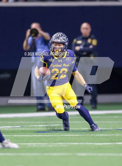 Thumbnail 3 in Highland Park vs. Lone Star (UIL 5A D1 Quarterfinals) photogallery.
