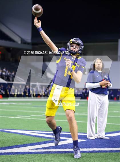 Thumbnail 2 in Highland Park vs. Lone Star (UIL 5A D1 Quarterfinals) photogallery.