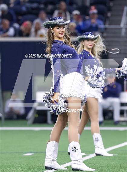 Thumbnail 2 in Highland Park vs. Lone Star (UIL 5A D1 Quarterfinals) photogallery.