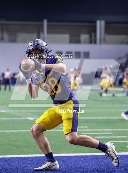 Thumbnail 2 in Highland Park vs. Lone Star (UIL 5A D1 Quarterfinals) photogallery.