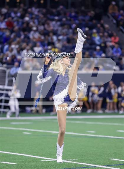 Thumbnail 3 in Highland Park vs. Lone Star (UIL 5A D1 Quarterfinals) photogallery.