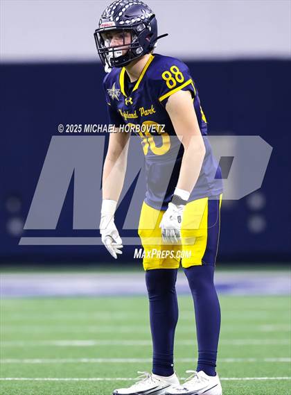 Thumbnail 1 in Highland Park vs. Lone Star (UIL 5A D1 Quarterfinals) photogallery.