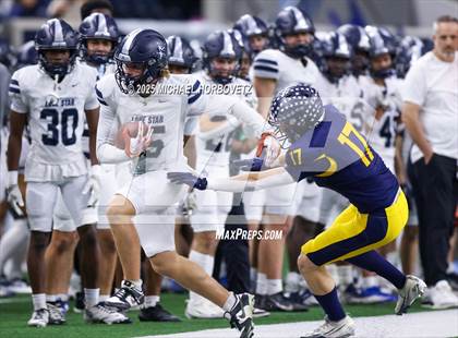 Thumbnail 3 in Highland Park vs. Lone Star (UIL 5A D1 Quarterfinals) photogallery.