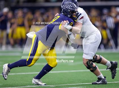 Thumbnail 3 in Highland Park vs. Lone Star (UIL 5A D1 Quarterfinals) photogallery.