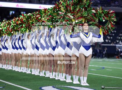 Thumbnail 2 in Highland Park vs. Lone Star (UIL 5A D1 Quarterfinals) photogallery.