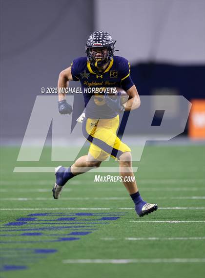 Thumbnail 3 in Highland Park vs. Lone Star (UIL 5A D1 Quarterfinals) photogallery.