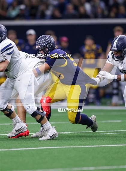 Thumbnail 2 in Highland Park vs. Lone Star (UIL 5A D1 Quarterfinals) photogallery.