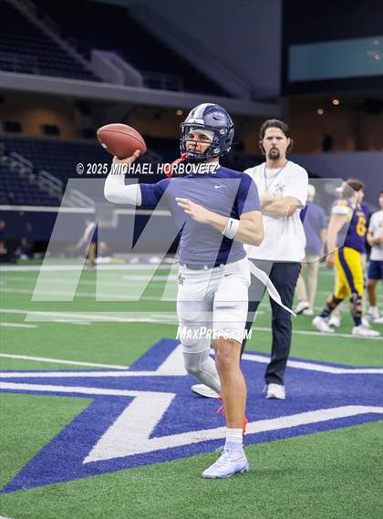 Thumbnail 2 in Highland Park vs. Lone Star (UIL 5A D1 Quarterfinals) photogallery.