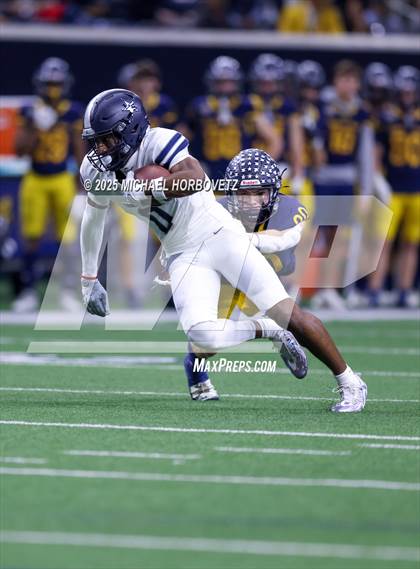 Thumbnail 2 in Highland Park vs. Lone Star (UIL 5A D1 Quarterfinals) photogallery.