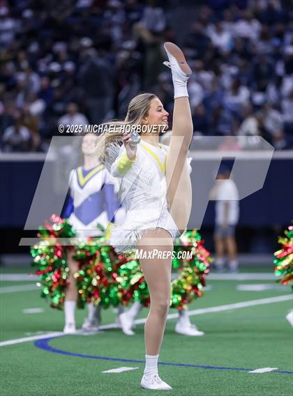 Thumbnail 2 in Highland Park vs. Lone Star (UIL 5A D1 Quarterfinals) photogallery.