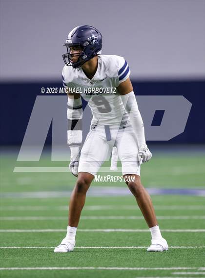 Thumbnail 2 in Highland Park vs. Lone Star (UIL 5A D1 Quarterfinals) photogallery.